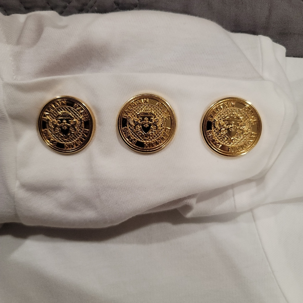 Authentic Balmain Paris shirt - Picture 10 of 15
